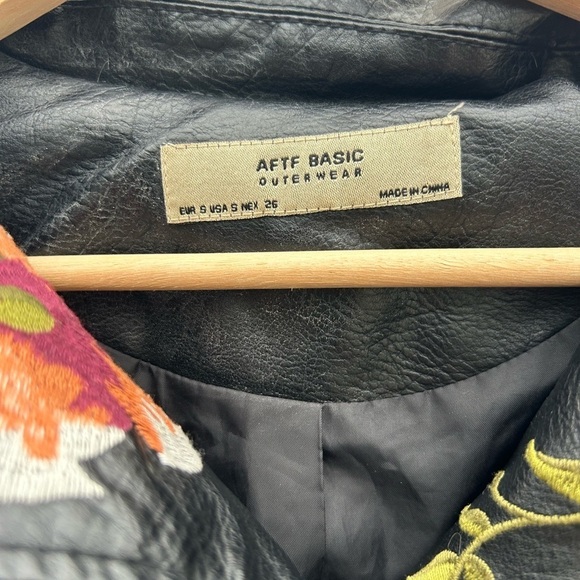 Aftf Basic Outerwear The Francis Embroidered Women's Faux Leather Jacket Moto Sm - Picture 10 of 11